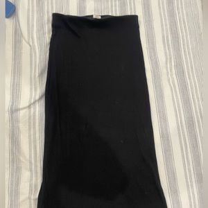 Aritzia Wilfred midi skirt, black